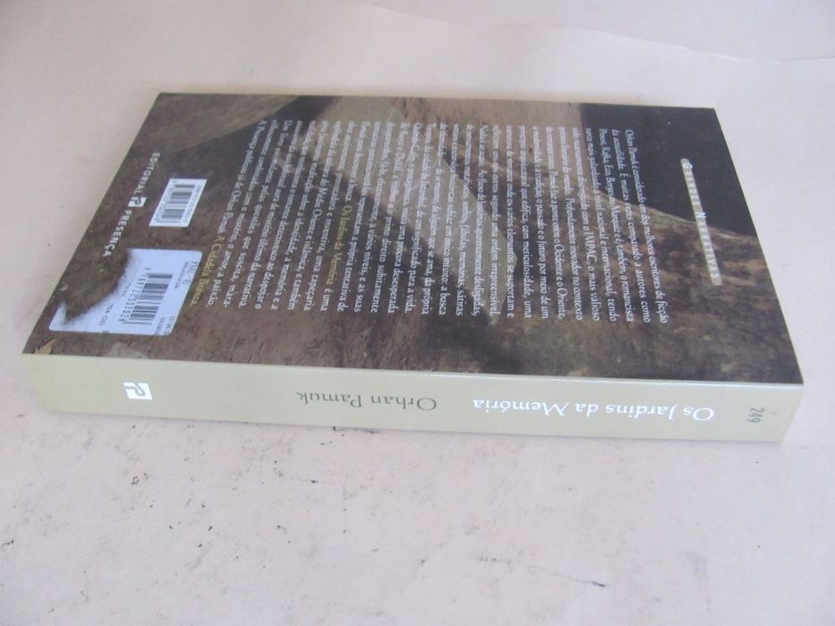 Os Jardins da Memória de Orhan Pamuk