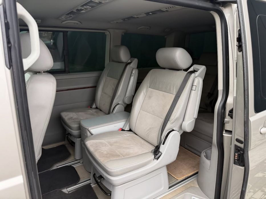 Оренда авто Volkswagen Multivan. Прокат мікроавтобуса Хмельницький