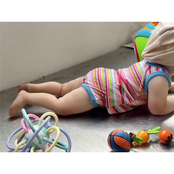 Reborn doll nenucos realistas de silicone menina e menino 42cm novas