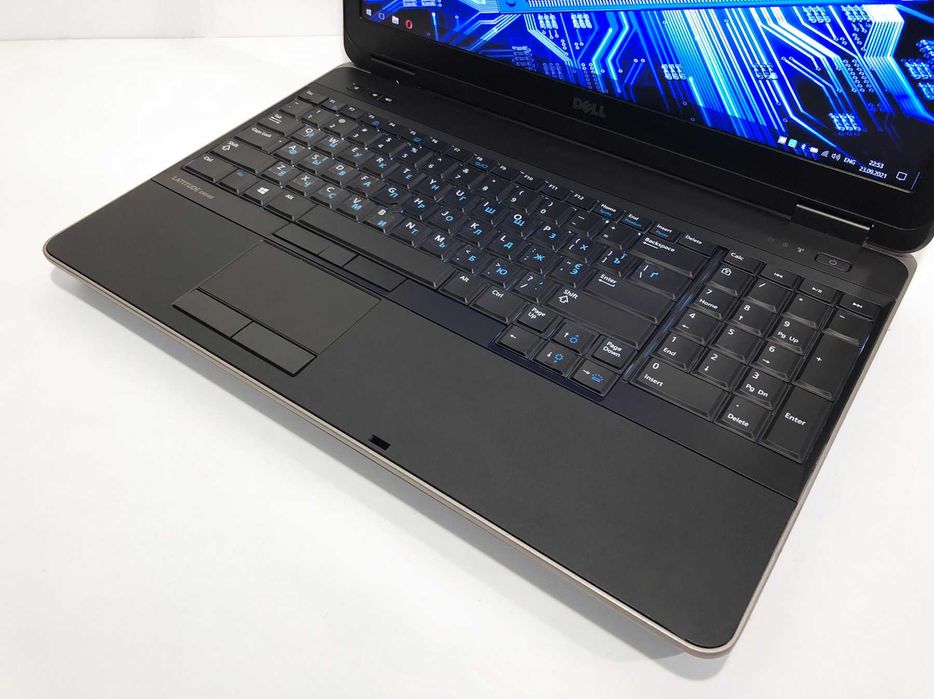 Ноутбук Dell Latitude E6540, Core i5-4310M, 8Gb, SSD 200Gb + HDD 500Gb