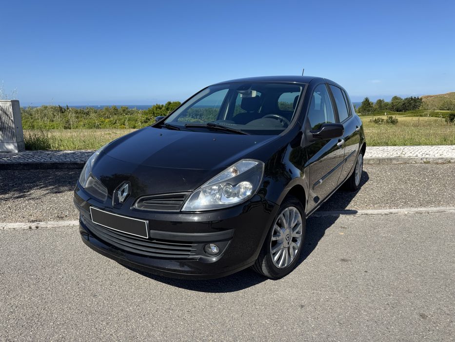 Renault Clio III 1.2 16v Authentique - 2008