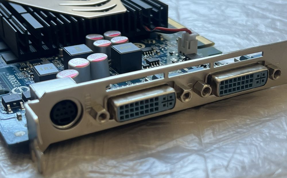 Karta graficzna GIGABYTE GV-N95TOC-512H