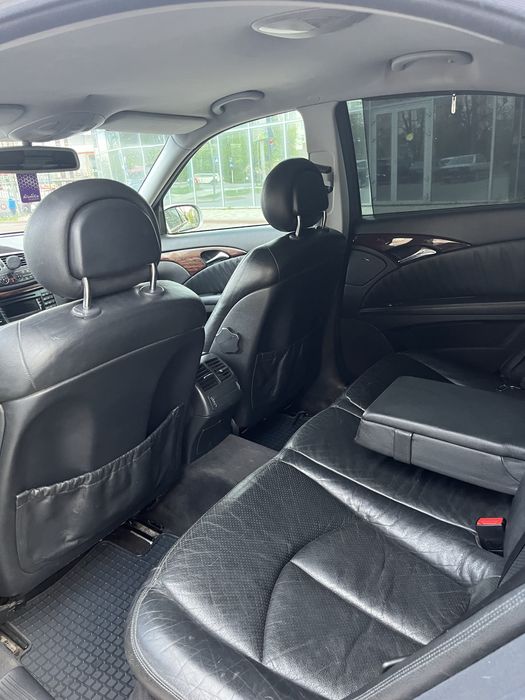Mercedes benz e211