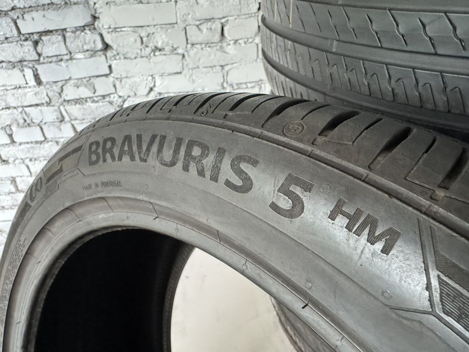 Літні шини Barum 295/35 R21 XL