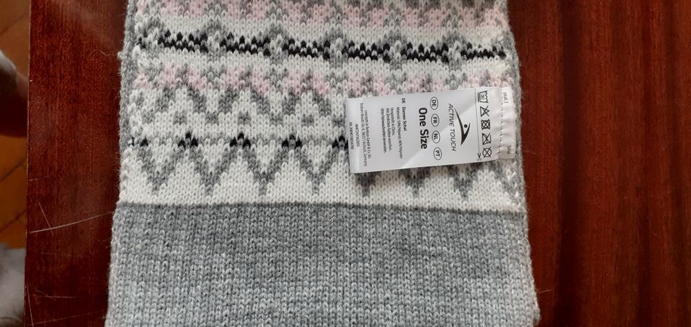 Набір шапка і шарф