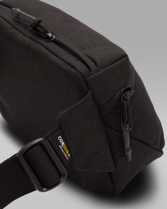 Сумка на пояс Jordan Franchise Crossbody Bag (2L) Black (MA0901-023)