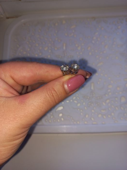 Красивые новые сережки