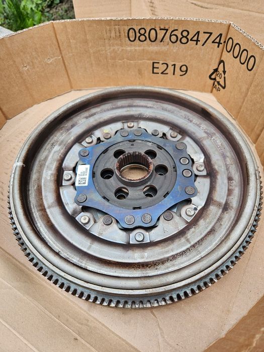 Демпфер, мвховик сцепление Golf TDI 2020 г