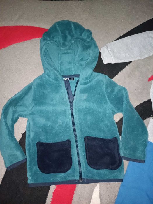 Komplety dresowe i bluza dla chłopca 92