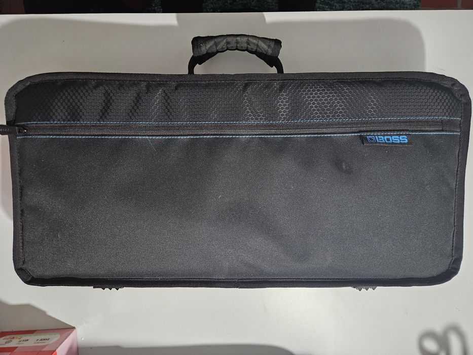 Pedal BOSS ME-90 como NOVA c/ Adaptador AC + Saco