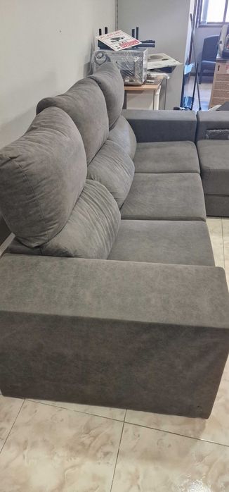 Sofá com chaise longue