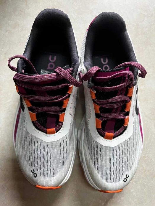 Trampki On Running  Cloudsurfer (Women's)  38