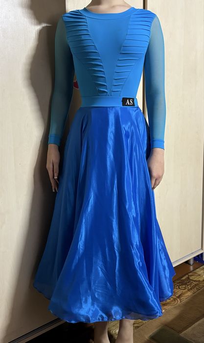 продам бейзік( з двома юбками)