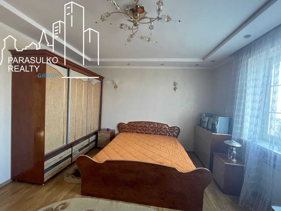 Продам розкішний будинок Жовтневе