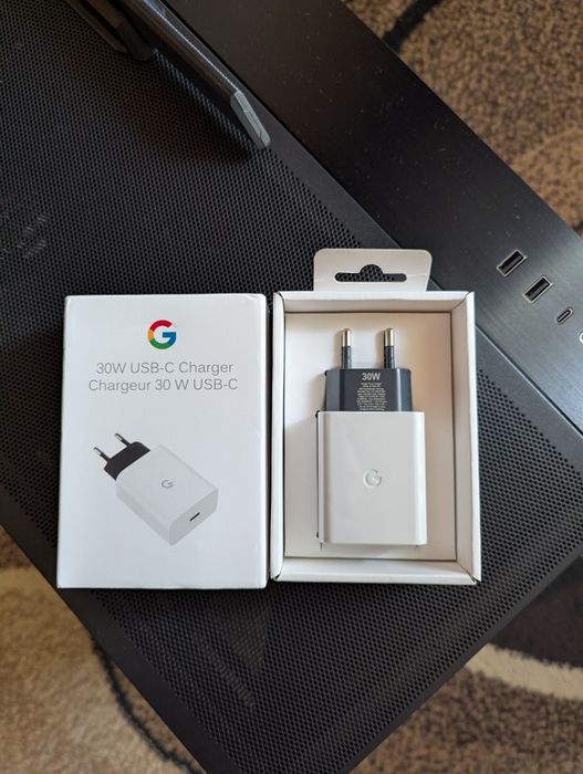Зарядное устройство Google