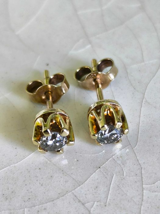 Kolczyki z brylantami sztyfty  0,42 ct / certyfikat