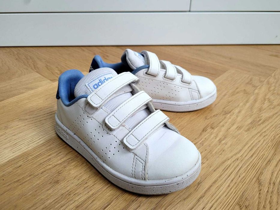 Snickersy ADIDAS (rozm 28) - jak nowe!