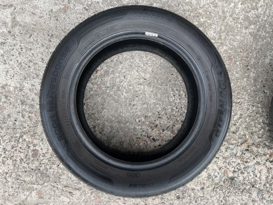 205 55 R16 Шини Dunlop Sport BluResponse