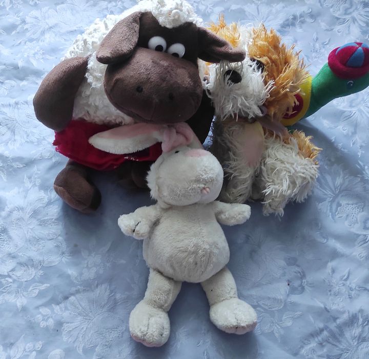 М'які іграшки собачки.