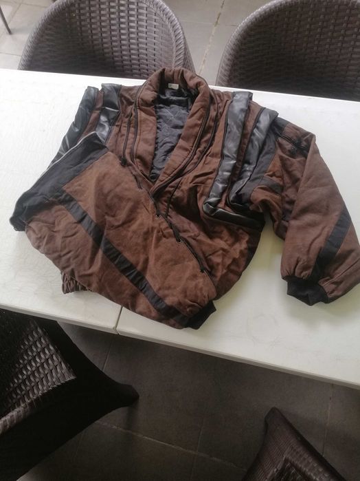 Blusão homem em pele e nobuc