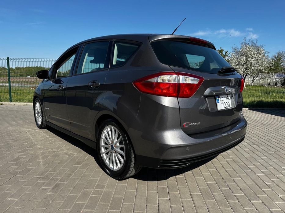 Ford c-max 2013 гібрид бензин