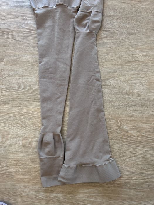 Meias de  compressão, homem e senhora