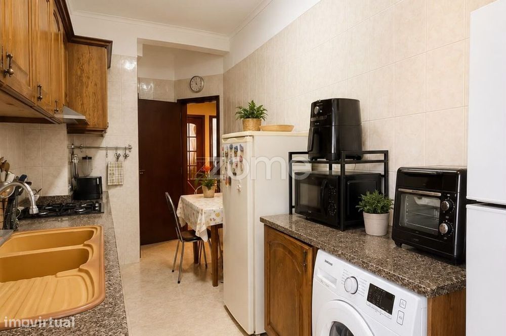 Apartamento T2 em Belas