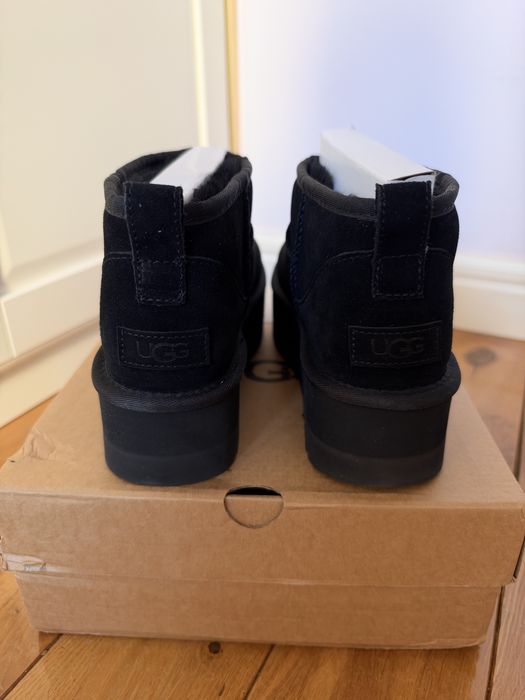 Ugg classic ultra mini platform czarne rozmiar 40 Nowe Orginalne