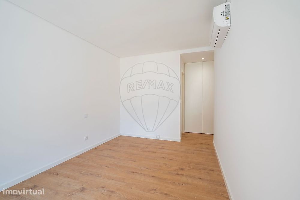 Apartamento T4 para venda