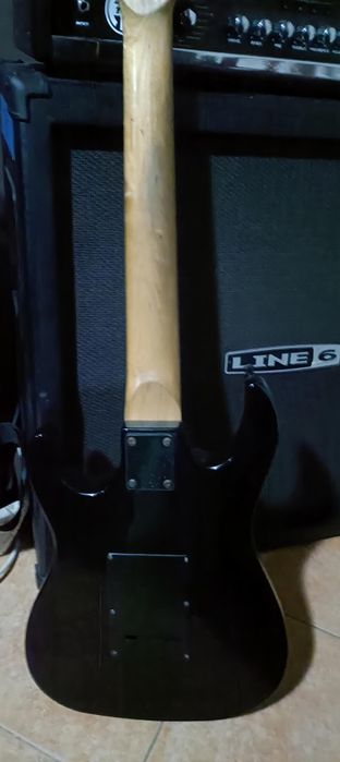 Guitarra Elétrica  Gio Ibanez de 7 Cordas