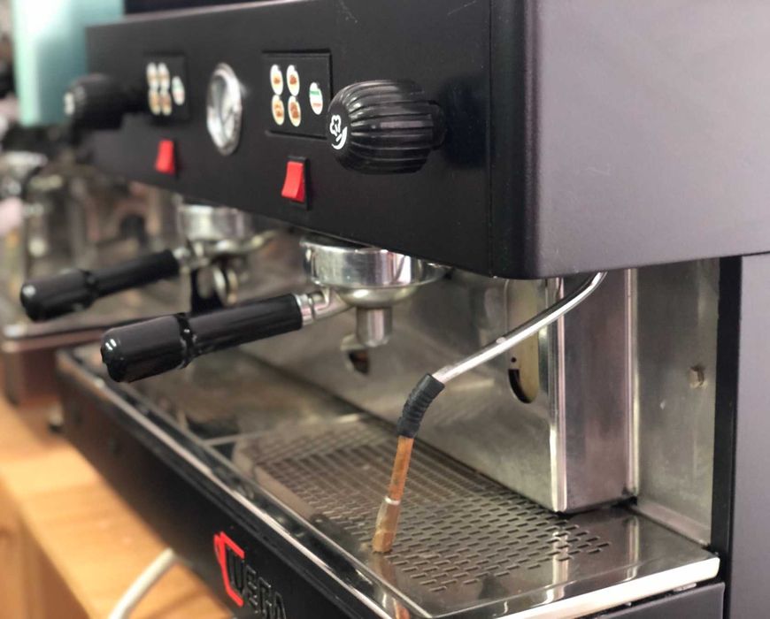 Кофемашина Wega Orion 2GR. Професійна кавомашина.