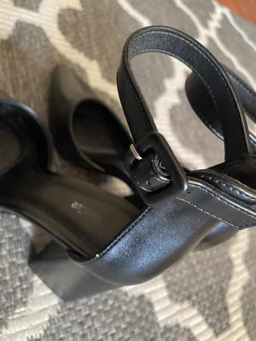 Buty damskie rozm.37
