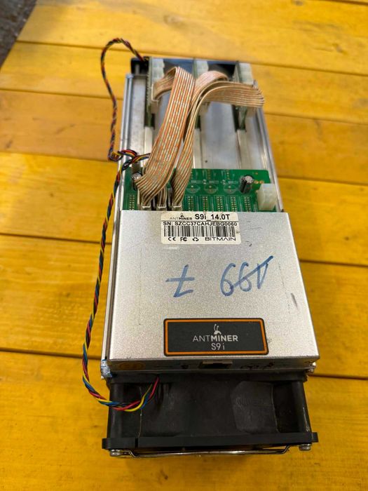 Koparka Bitcoin BTC Antminer s9 14ths z zasilaczem Bitmain APW3 A3 1600W