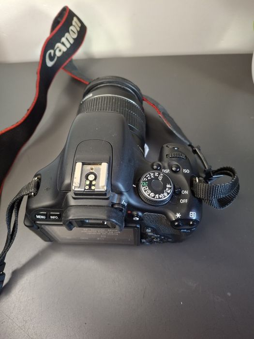 Canon EOS 600D + EFS 18-55mm