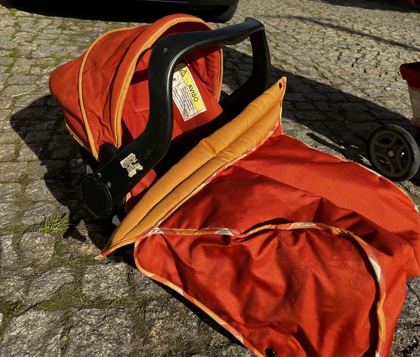 Carrinho de bebe ZIPPY completo e unissexo (negociavel)