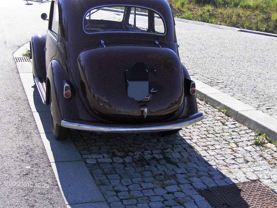 Vendo Simca 8 totalmente restaurado