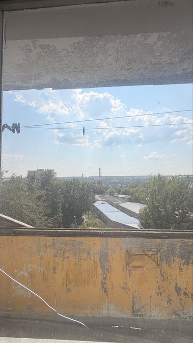 Продається 2к «чешка» на Довженка