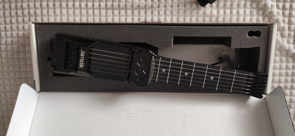 Jamstik 7 Smart Guitar Fret Edition
