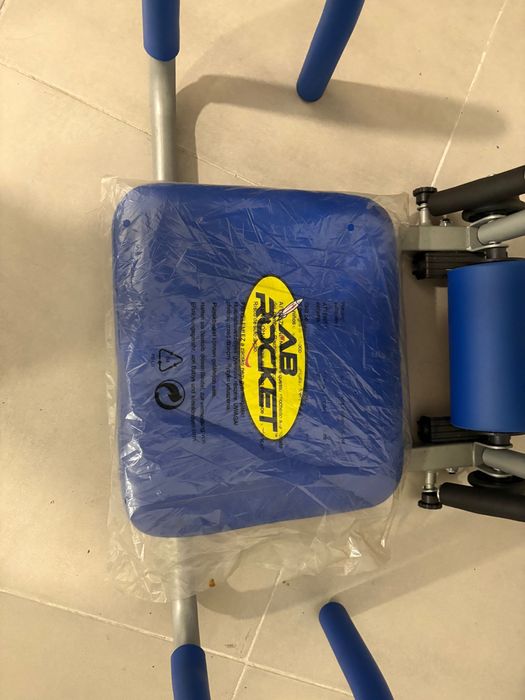 Dois Aparelhos Ginásio/ Ginástica abdominal AbRocket e AbKing Pro