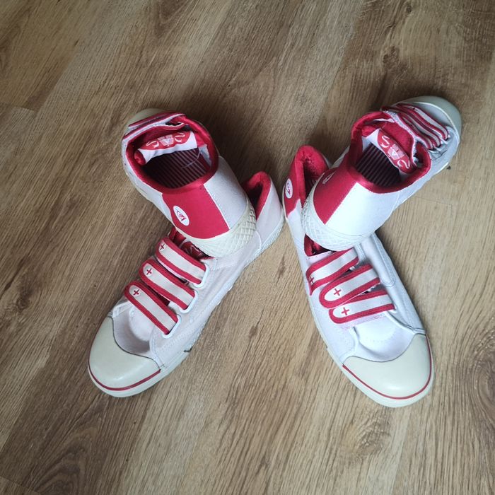 Tenisówki Dunlop Rozm uk 9   męskie