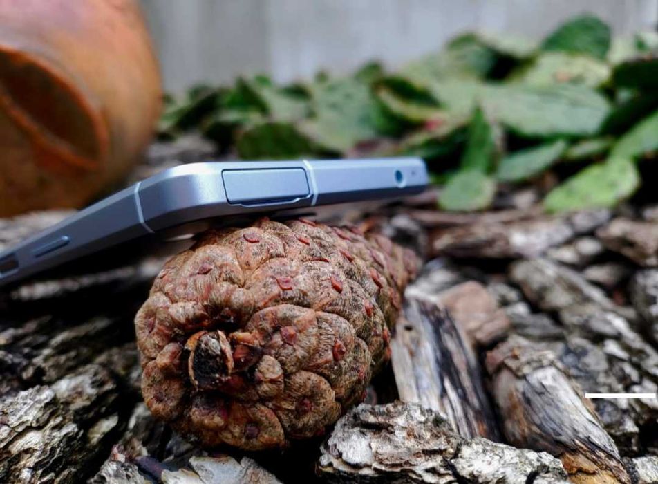 Японский флагман Sharp AQUOS R8s(sim+e-sim,4580ma,6.39"FHD+,NFC,120Гц)