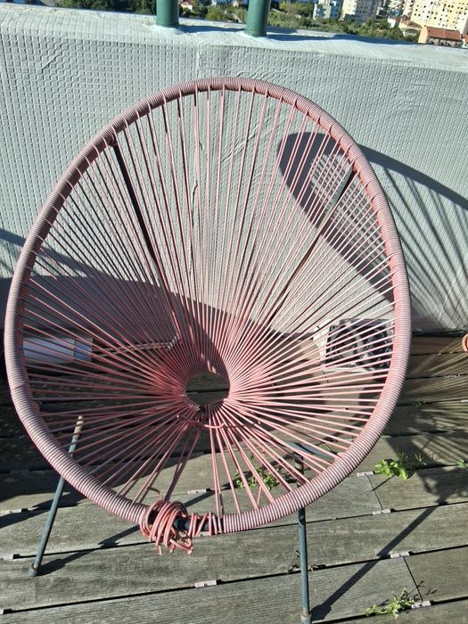 Mesa de Apoio e Cadeiras de Jardim - HAPPY DAY