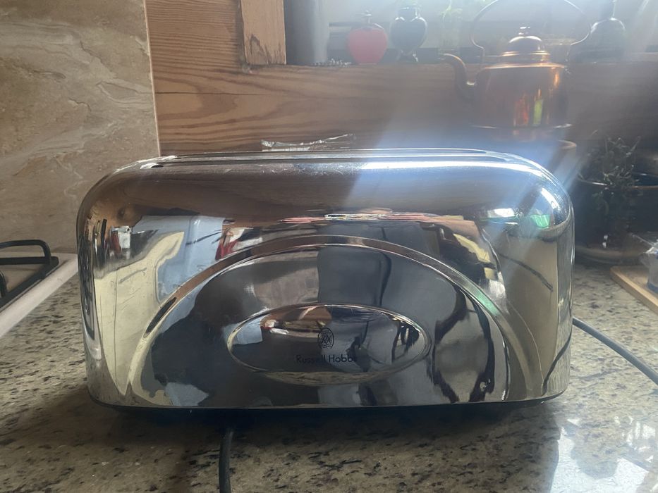 Toster opiekacz do kanapek Russell Hobbs porządny