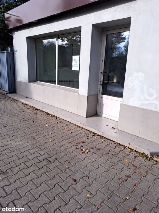 Lokal na sklep, biuro, gstronomię z witryną URSUS