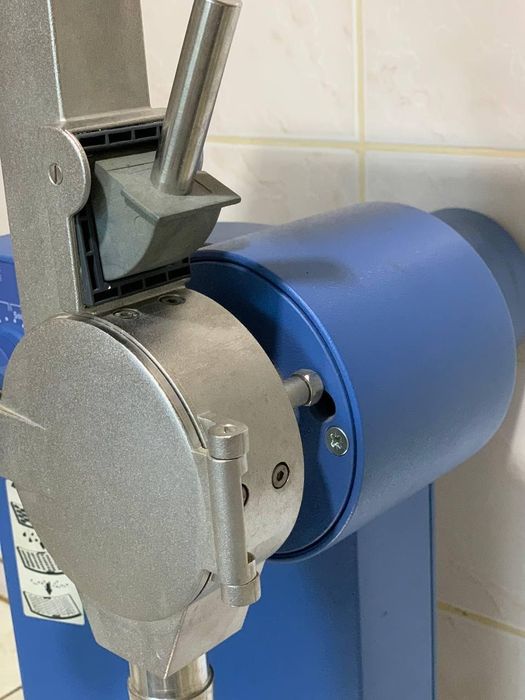 IKA MF 10 basic привод для тонкого измельчения