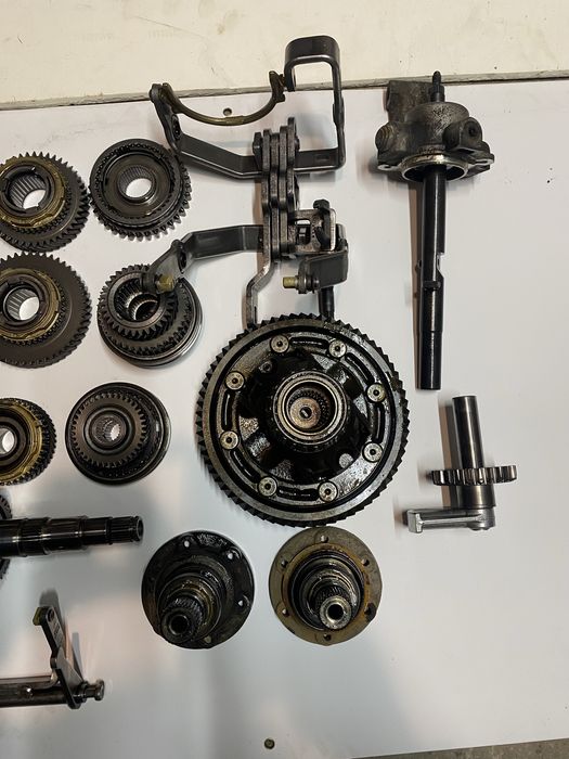 Запчастини МКПП 02T301103AB Корпус Деференціал 02T409121F