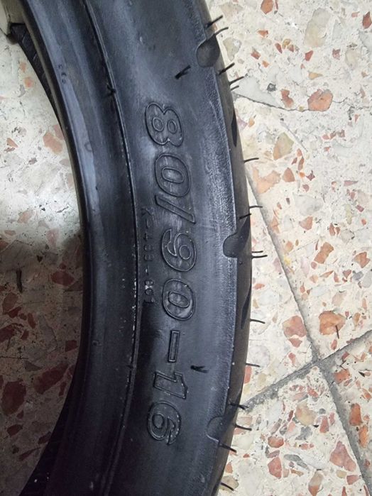 Pneu scooter 80/90 - 16