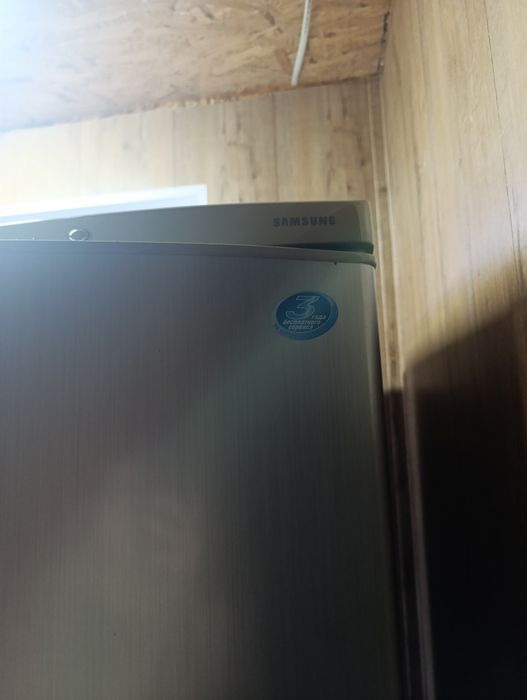 Холодильник Samsung RL28FBSW/SI