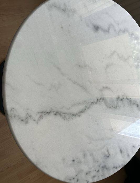 Stół marmurowy jadalniany typu Tulip śr. 80 cm