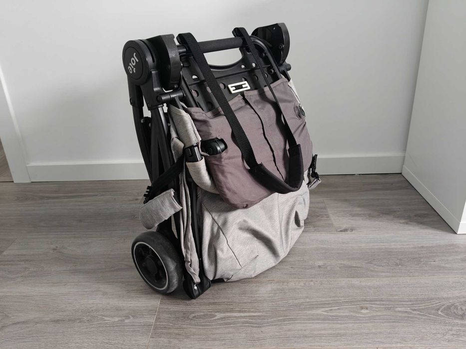 Carrinho de Passeio Joie Pact – Ultra Compacto e Leve (Cinza)